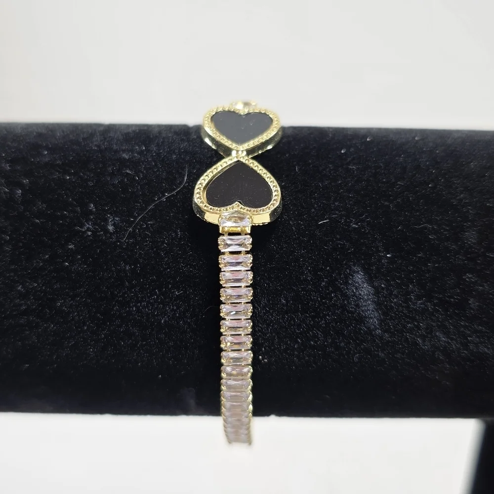 Gold Infinity Heart Bracelet